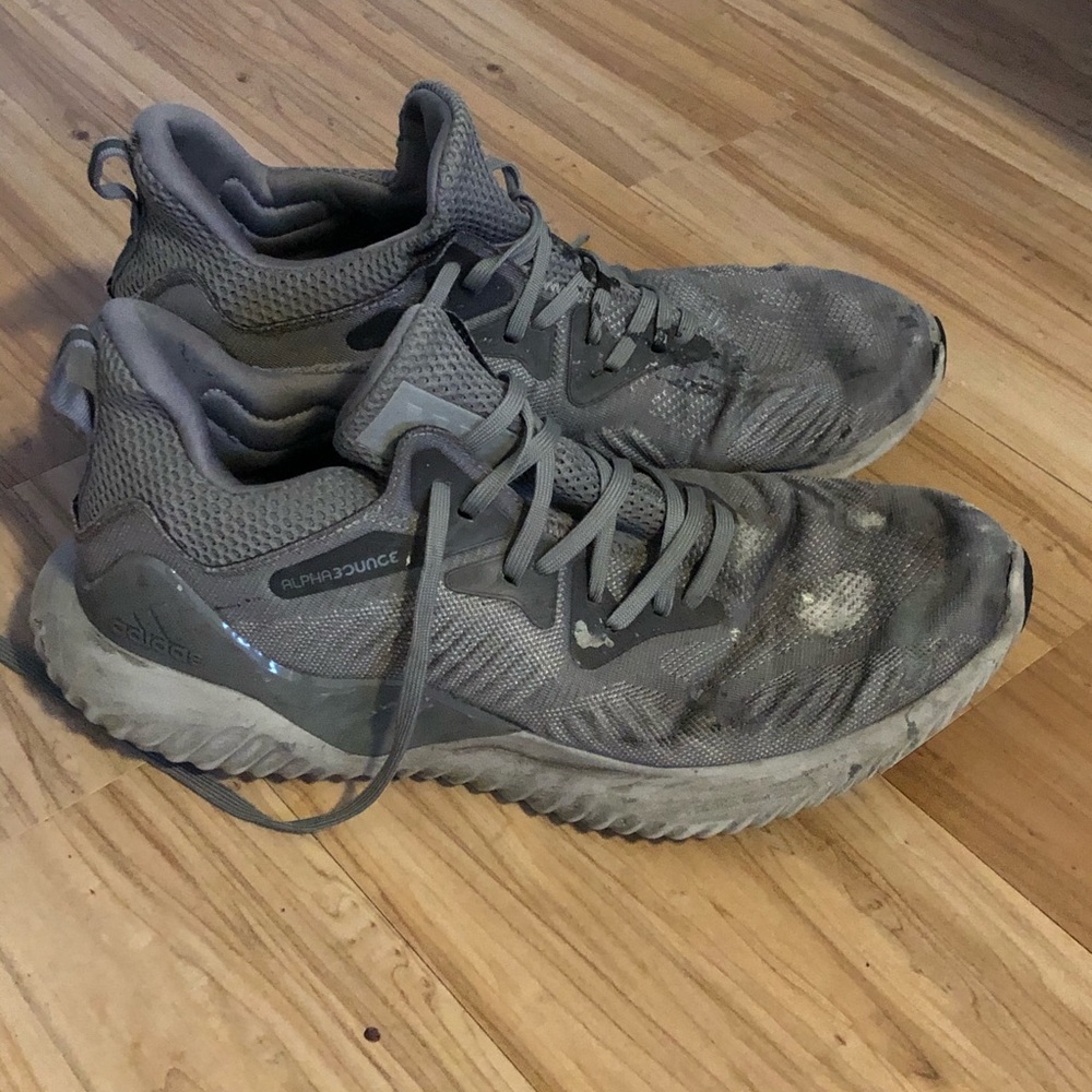 Adidas alphabounce